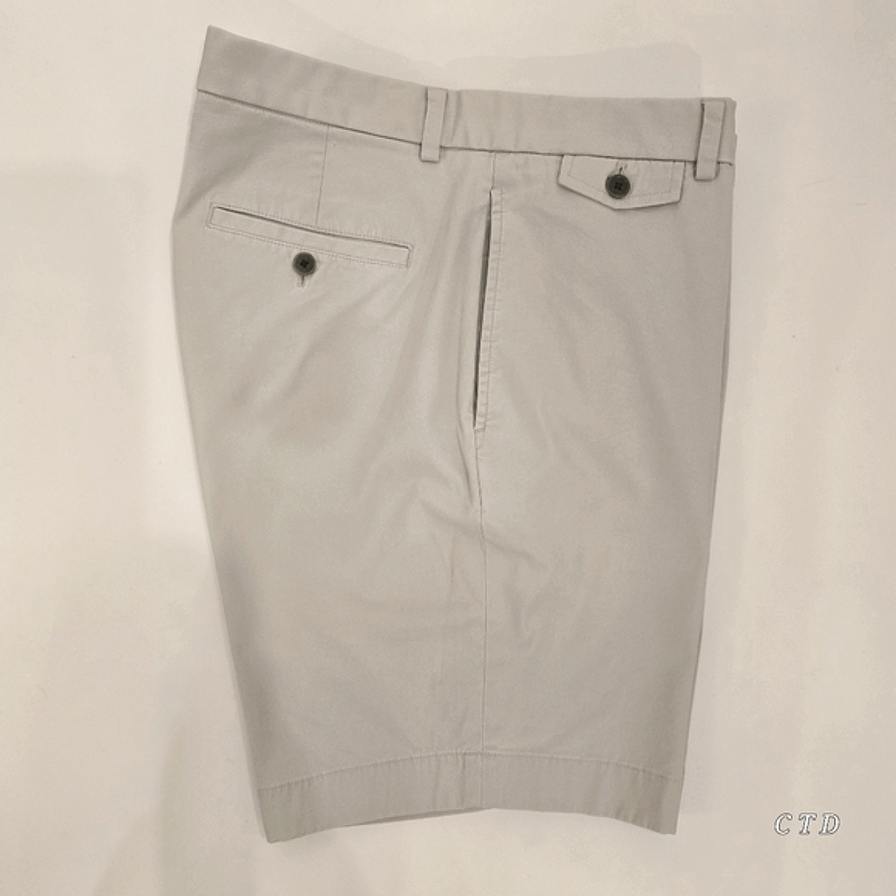 Brooks Brothers Supima Cotton Stretch Khaki / Sand Bermuda Shorts Size 36" waist
